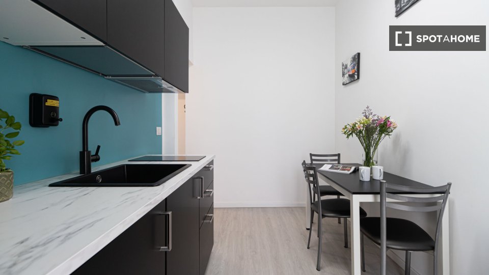 Apartment Milan, 1 bed, 42m² — photo 3
