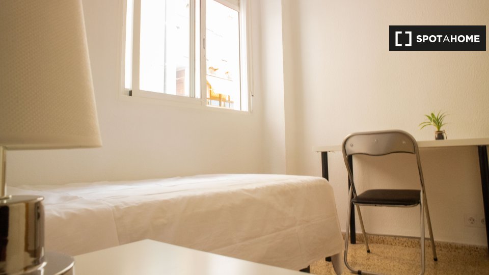 Double room Valencia, 4 beds — photo 4