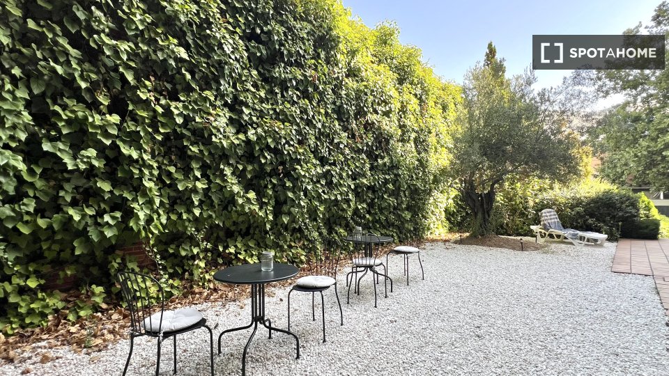 Double room Madrid, 7 beds, 230m² — photo 9