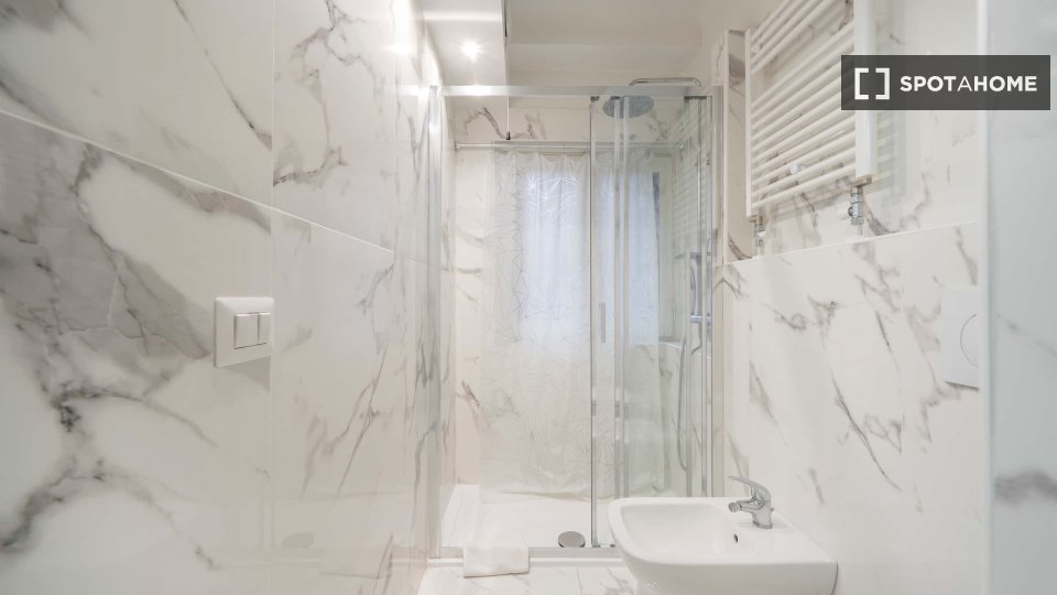 Apartment Milan, 2 beds, 69m² — photo 13