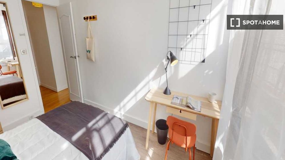 Double room Paris, 5 beds, 90m² — photo 19