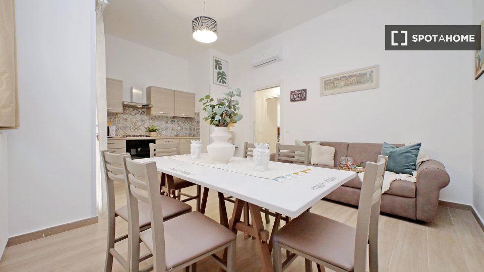 Apartment Rome, 2 beds — photo 2