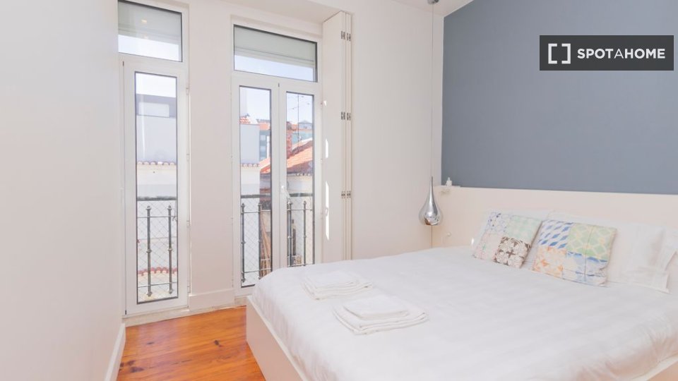 Apartment Lisbon, 4 beds — photo 11