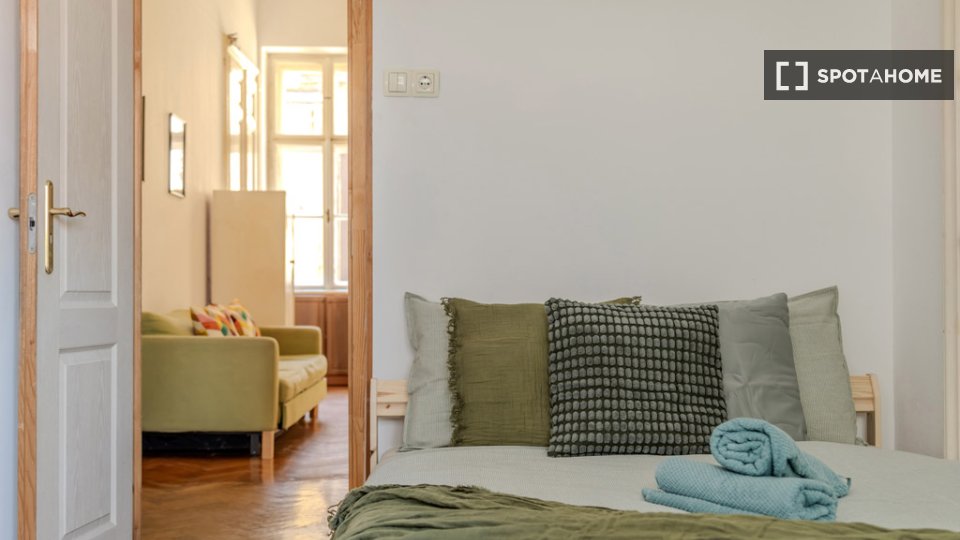 Double room Budapest, 4 beds, 105m² — photo 13