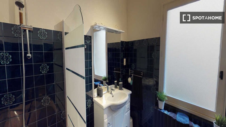 Double room Toulouse, 4 beds, 110m² — photo 4