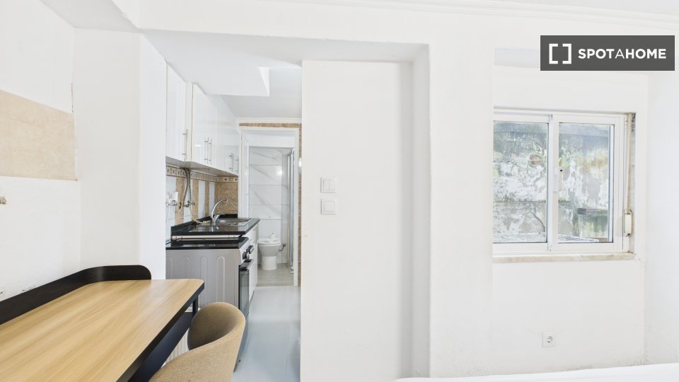 Apartment mono Lisbon, 30m² — photo 1