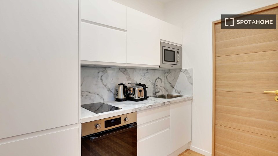 Apartamento París, 1 habitación, 59m² — foto 13
