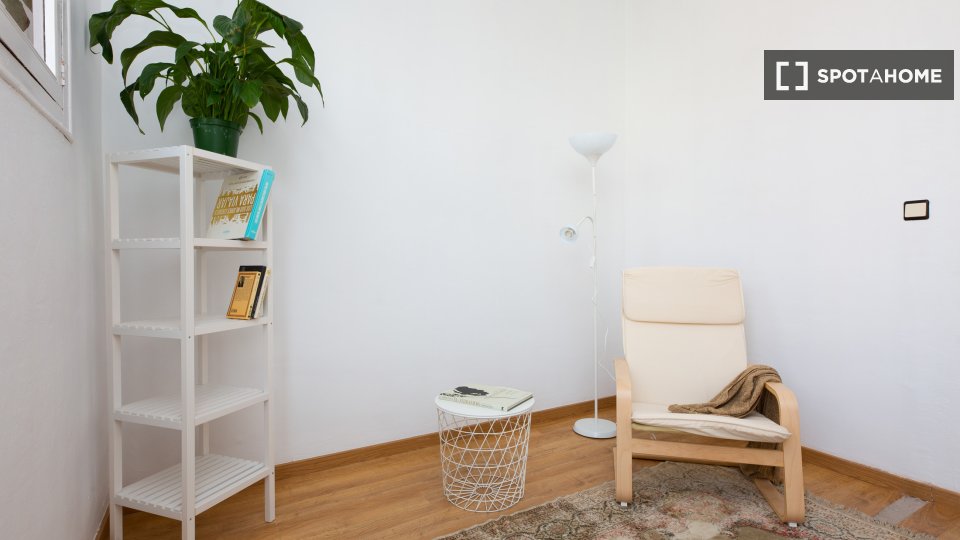 Double room Barcelona, 6 beds, 100m² — photo 12