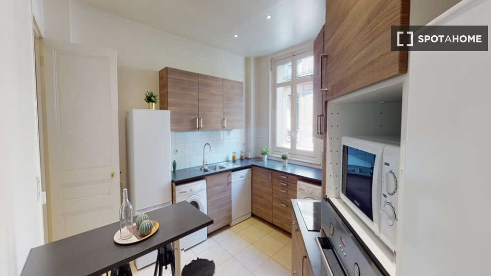 Camera doppia Parigi, 8 camere, 190m² — foto 11
