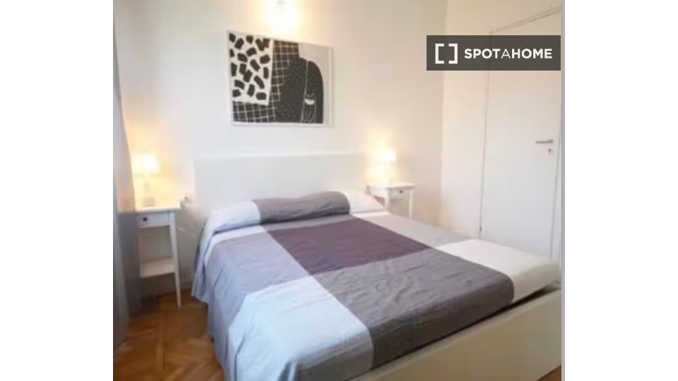 Double room Milan, 2 beds, 85m² — photo 5