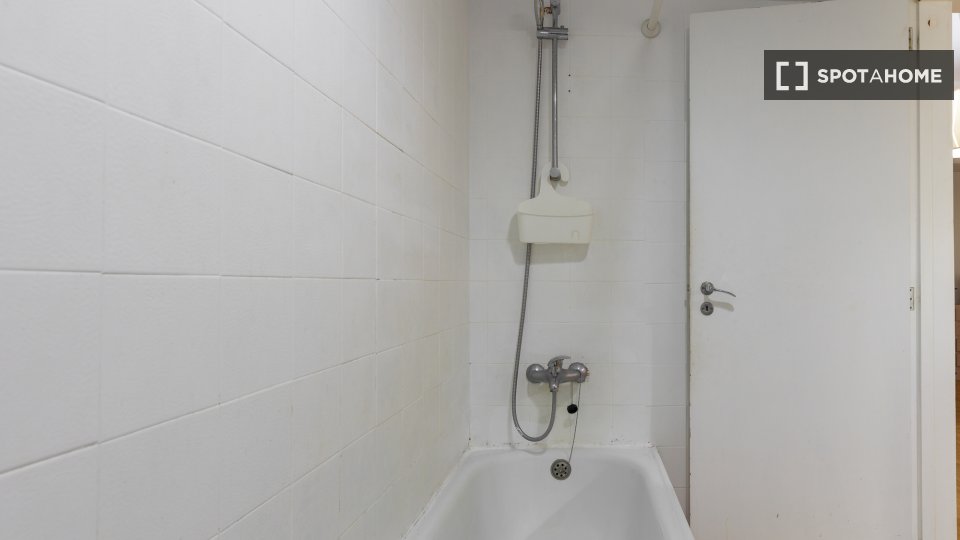 Apartment mono Lisbon, 25m² — photo 4
