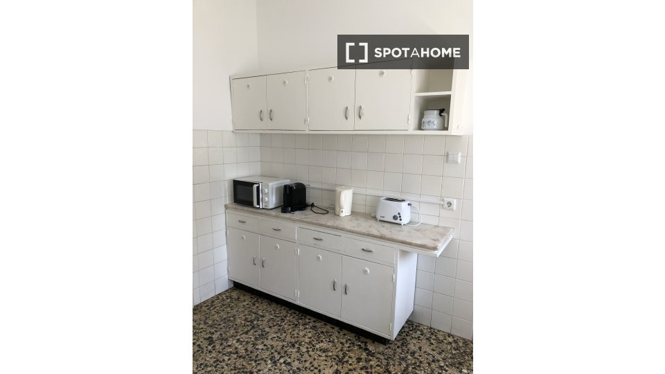 Apartment Coimbra, 4 beds — photo 23