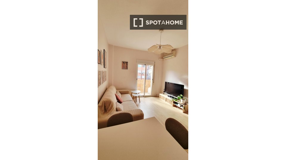 Apartment Valencia, 2 beds, 60m² — photo 13