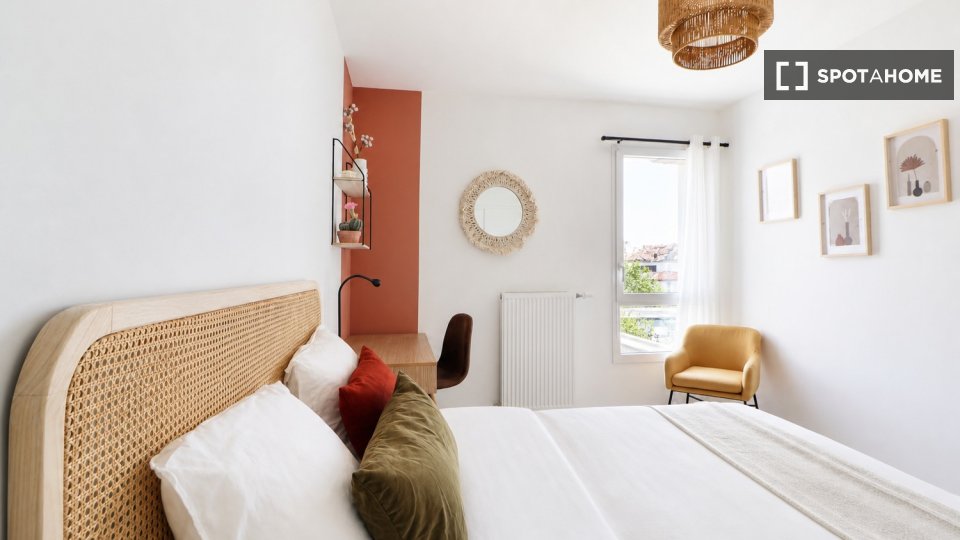 Double room Lyon, 5 beds — photo 36