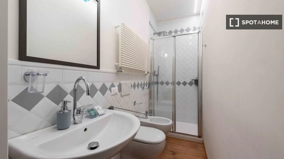 Apartment Florence, 2 beds — photo 18