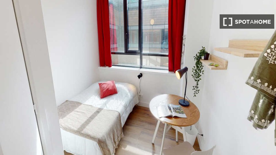 Double room Paris, 11 beds, 190m² — photo 20