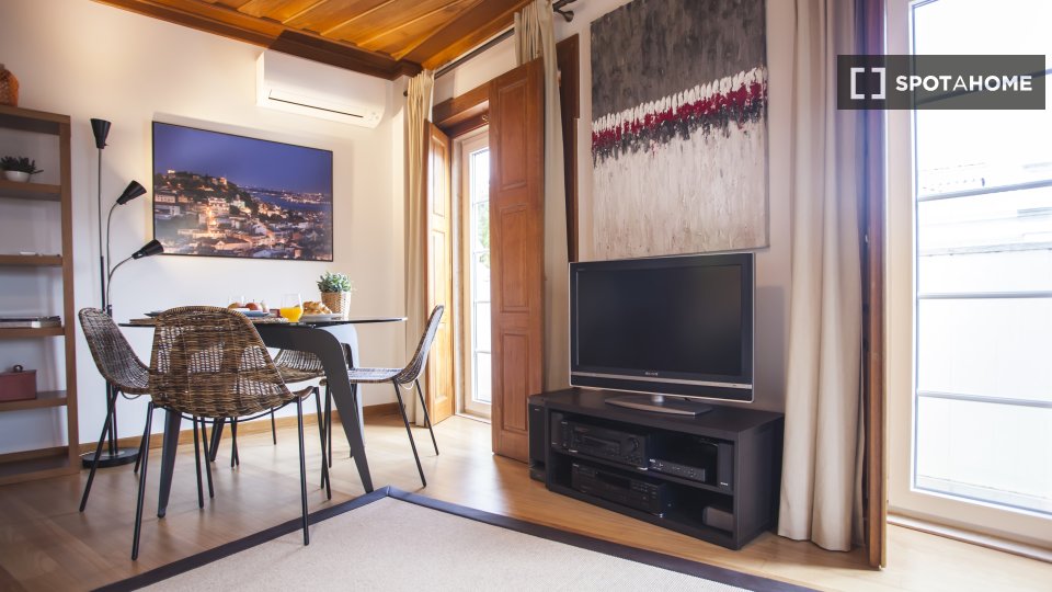 Apartment mono Lisbon, 65m² — photo 19