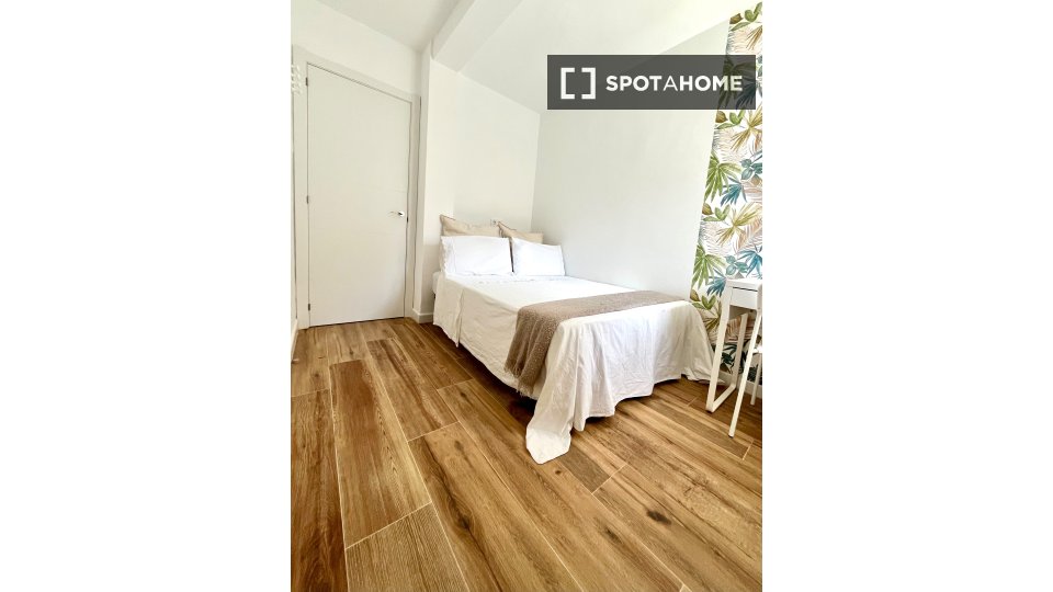 Habitación en piso compartido, Sevilla