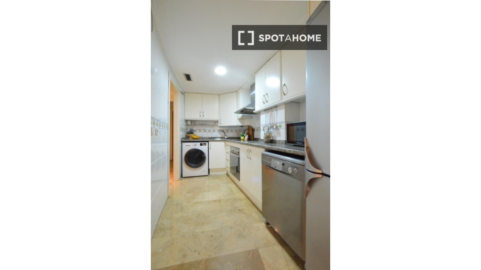 Apartment Valencia, 2 beds, 85m² — photo 7