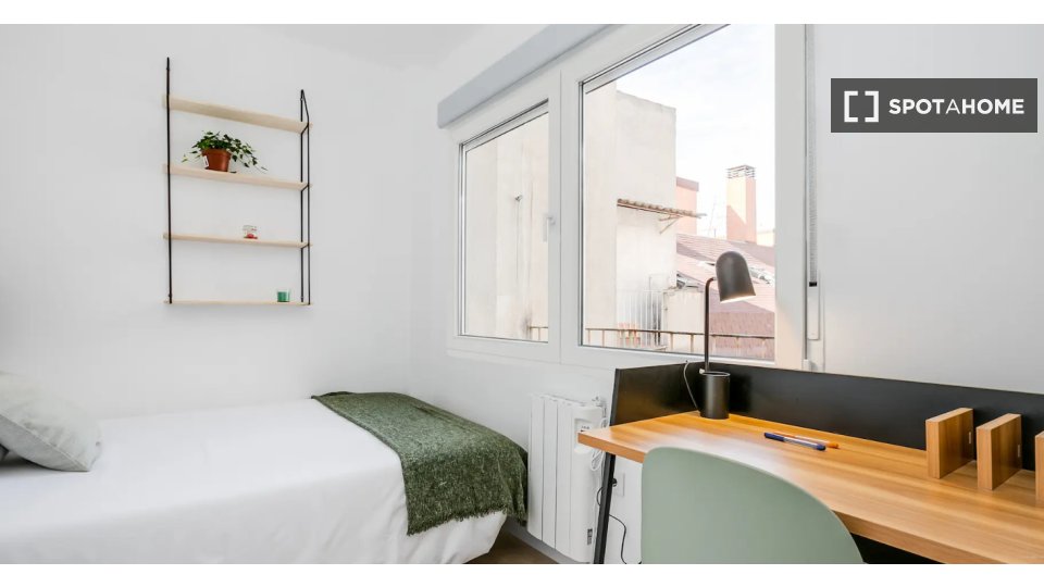Double room Madrid, 11 beds — photo 35