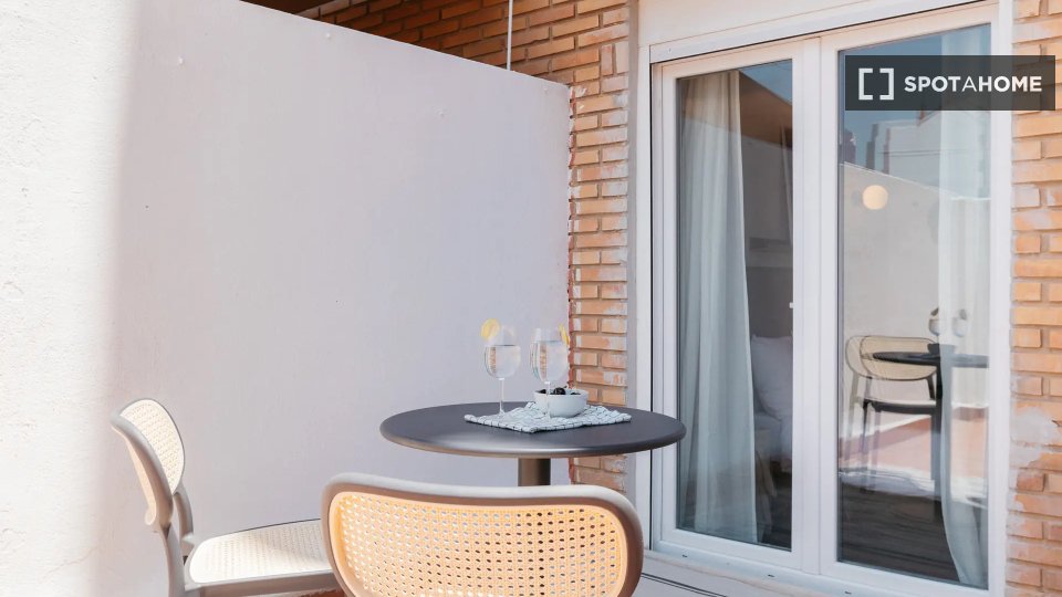 Double room Valencia, 5 beds — photo 1
