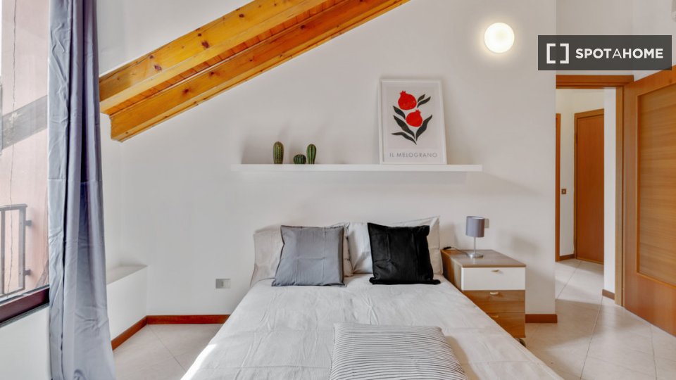 Double room Milan, 2 beds, 70m² — photo 10