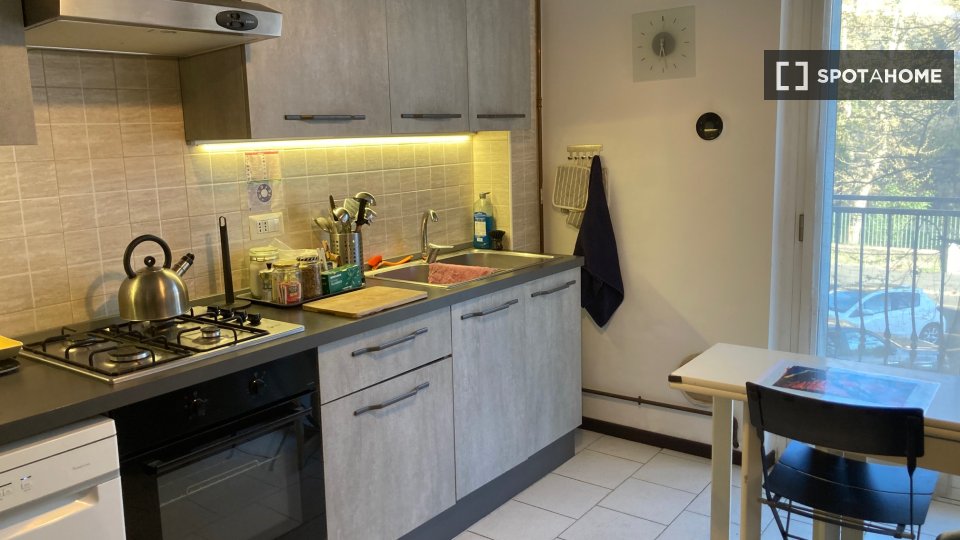 Double room Milan, 1 bed, 78m² — photo 8