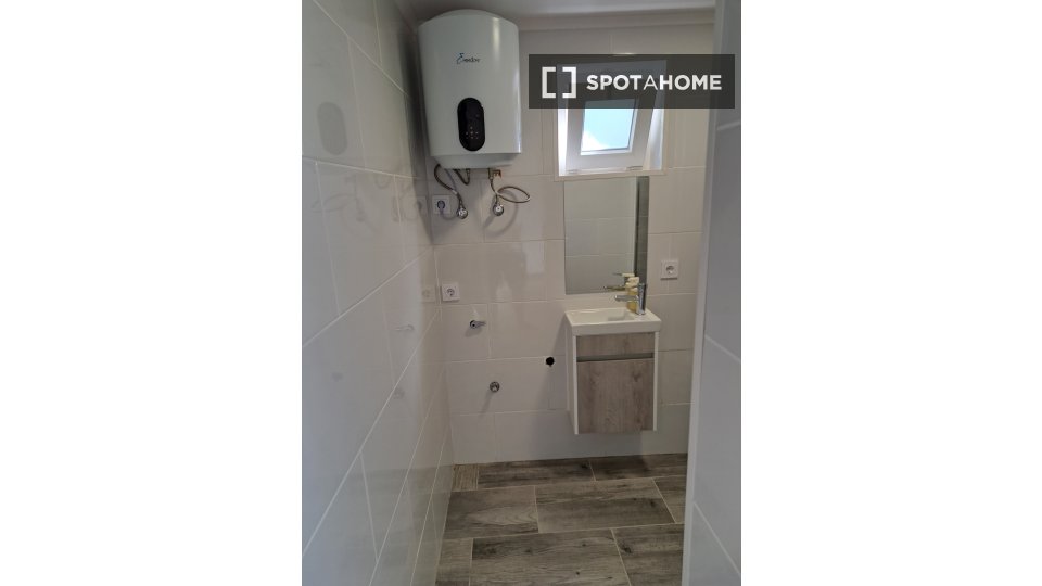 Apartment mono Lisbon, 20m² — photo 8