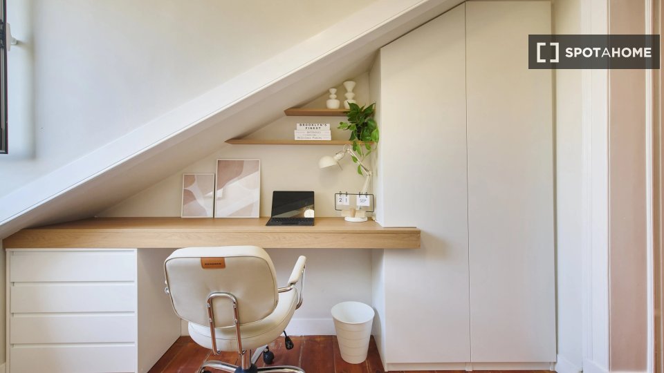 Double room Lisbon, 7 beds — photo 13