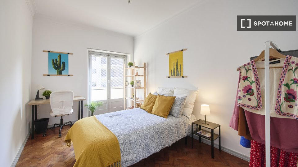 Double room Lisbon, 7 beds — photo 5