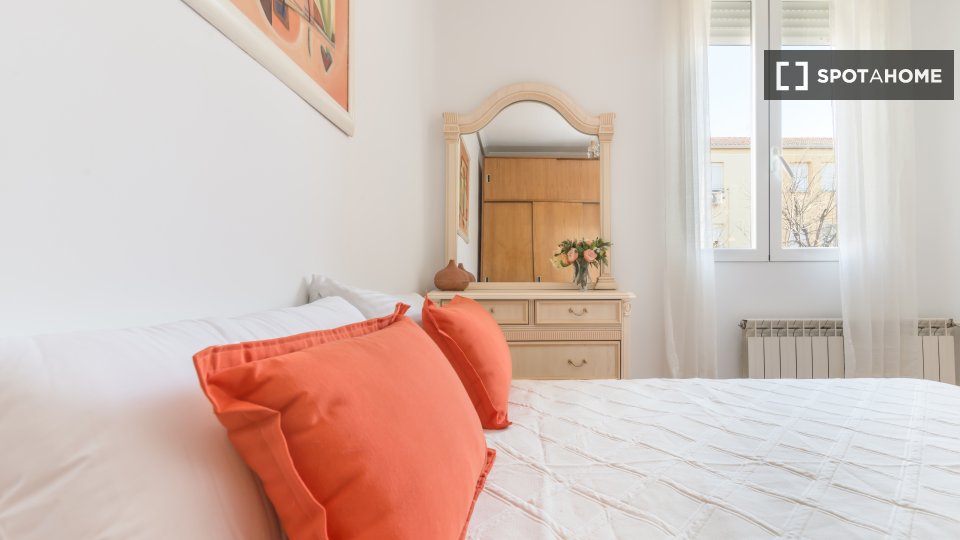Apartment Madrid, 2 beds, 62m² — photo 13