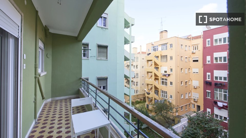 Double room Lisbon, 7 beds — photo 14