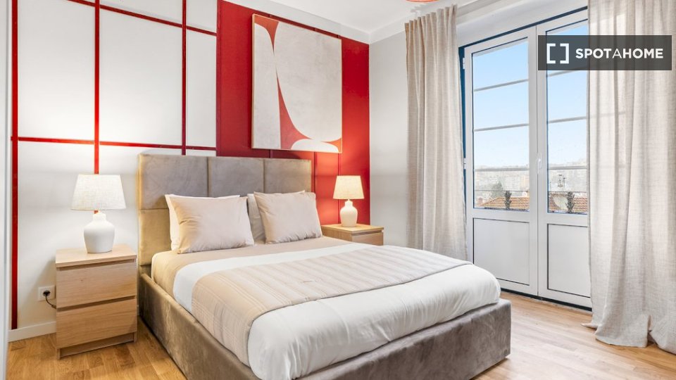 Double room Lisbon, 4 beds — photo 10