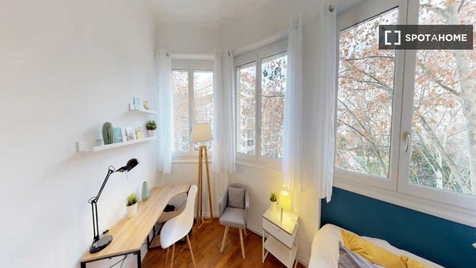 Double room Lyon, 5 beds, 110m² — photo 5