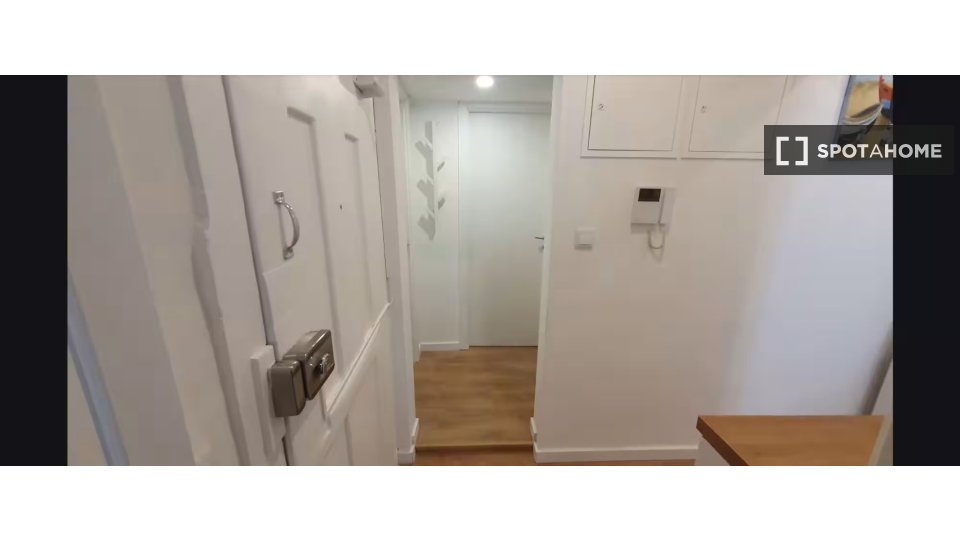 Apartment Lisbon, 3 beds — photo 12