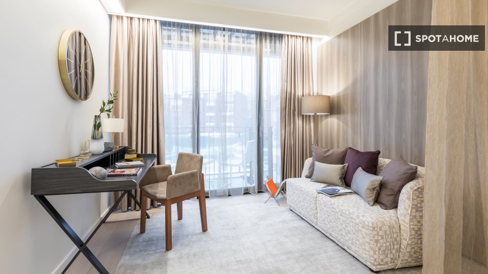Apartment London, 1 bed, 30m² — photo 1