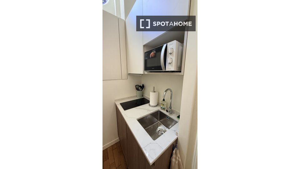 Apartment mono Milan, 18m² — photo 1