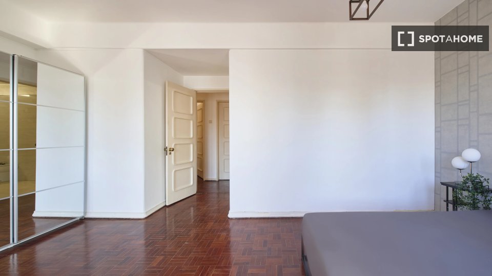 Double room Lisbon, 7 beds — photo 5