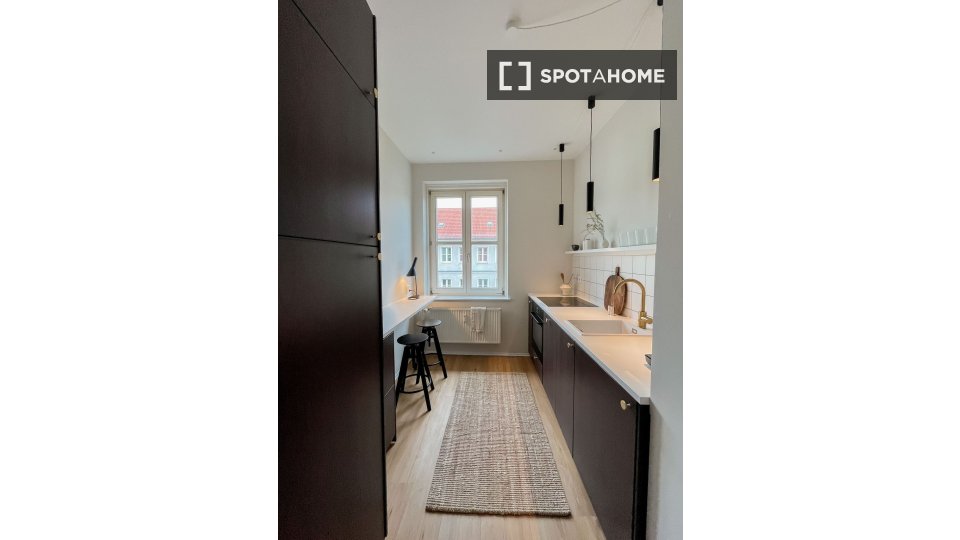 Apartment Berlin, 2 beds, 51m² — photo 1