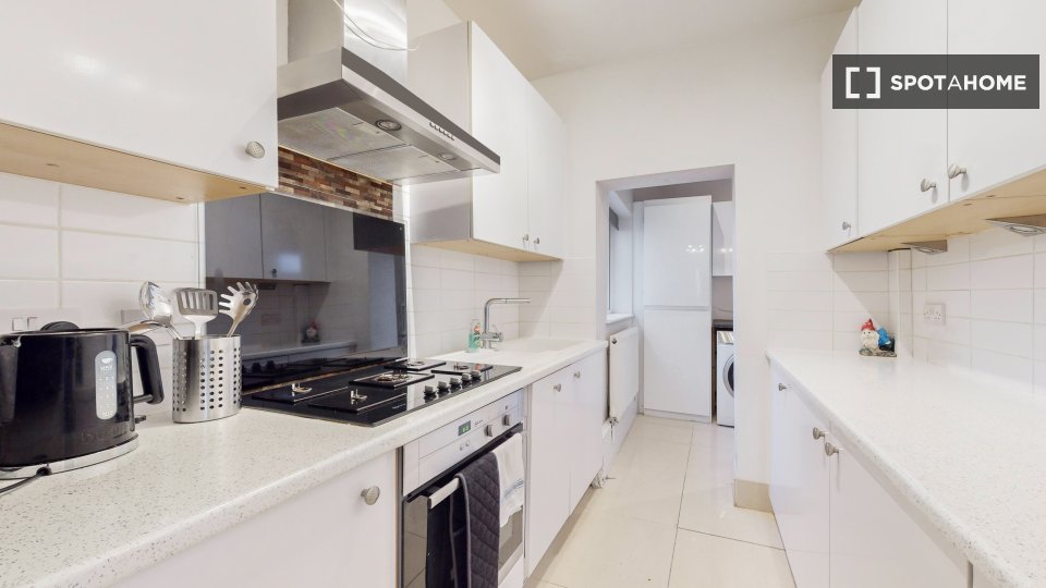 Apartment London, 4 beds — photo 7