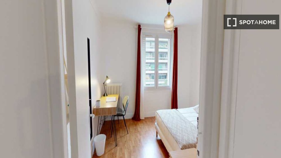 Double room Paris, 6 beds, 90m² — photo 16