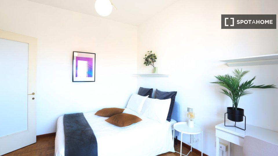 Double room Milan, 3 beds, 101m² — photo 11