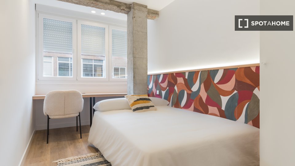 Double room Madrid, 6 beds, 120m² — photo 19