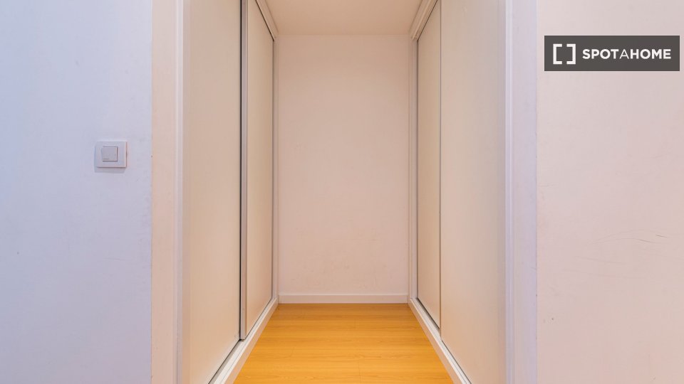Apartment Lisbon, 2 beds — photo 15