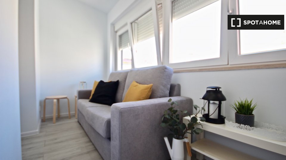Apartment Lisbon, 2 beds — photo 2