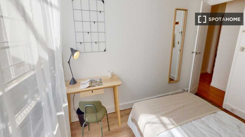 Double room Paris, 5 beds, 90m² — photo 27