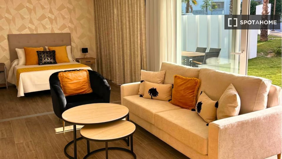 Apartment Malaga, 2 beds — photo 19