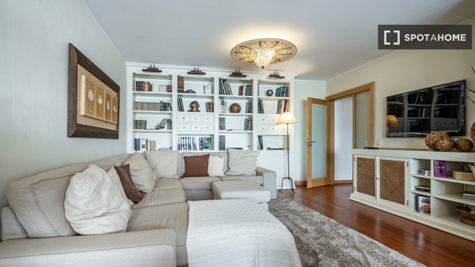 Apartment Porto, 2 beds, 128m² — photo 18