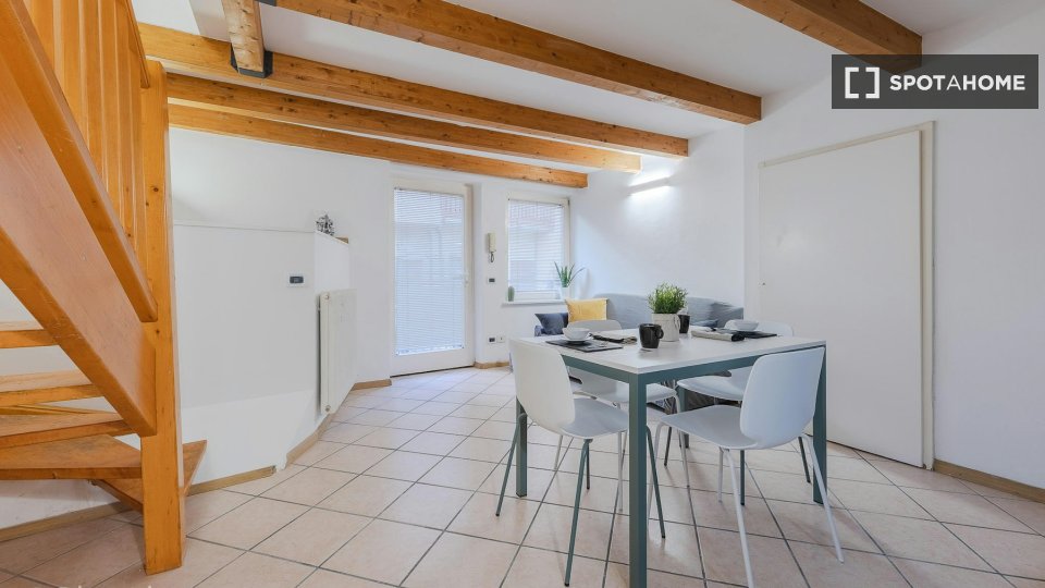Double room Trento, 3 beds — photo 15