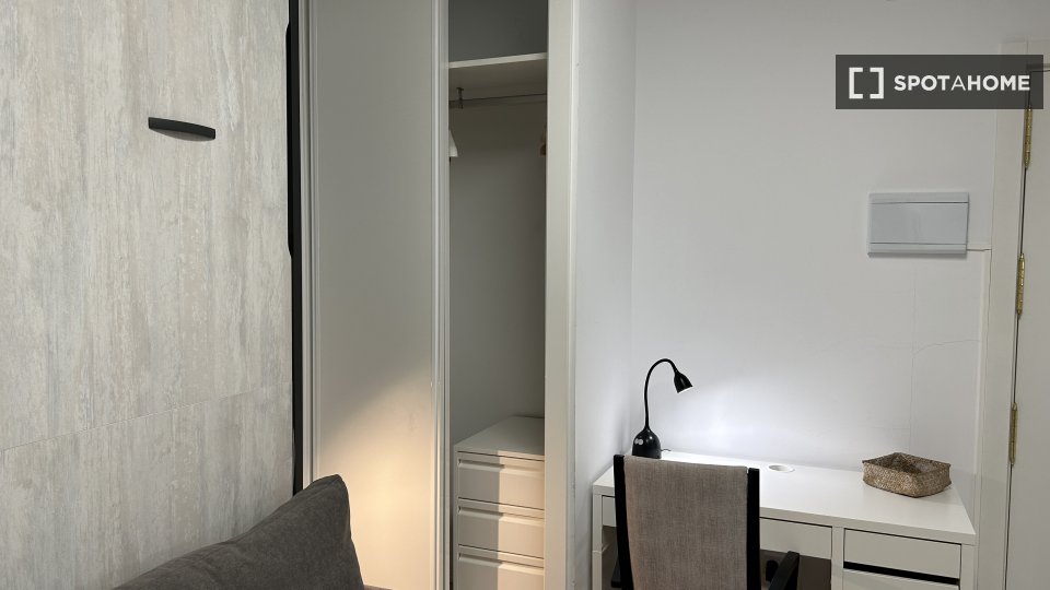 Apartment Madrid, 1 bed — photo 7